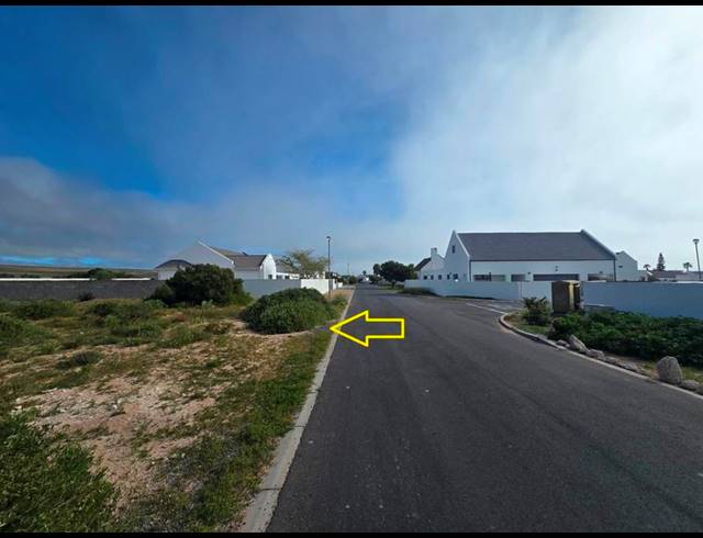 LAND FOR SALE IN GOLDEN MILE
